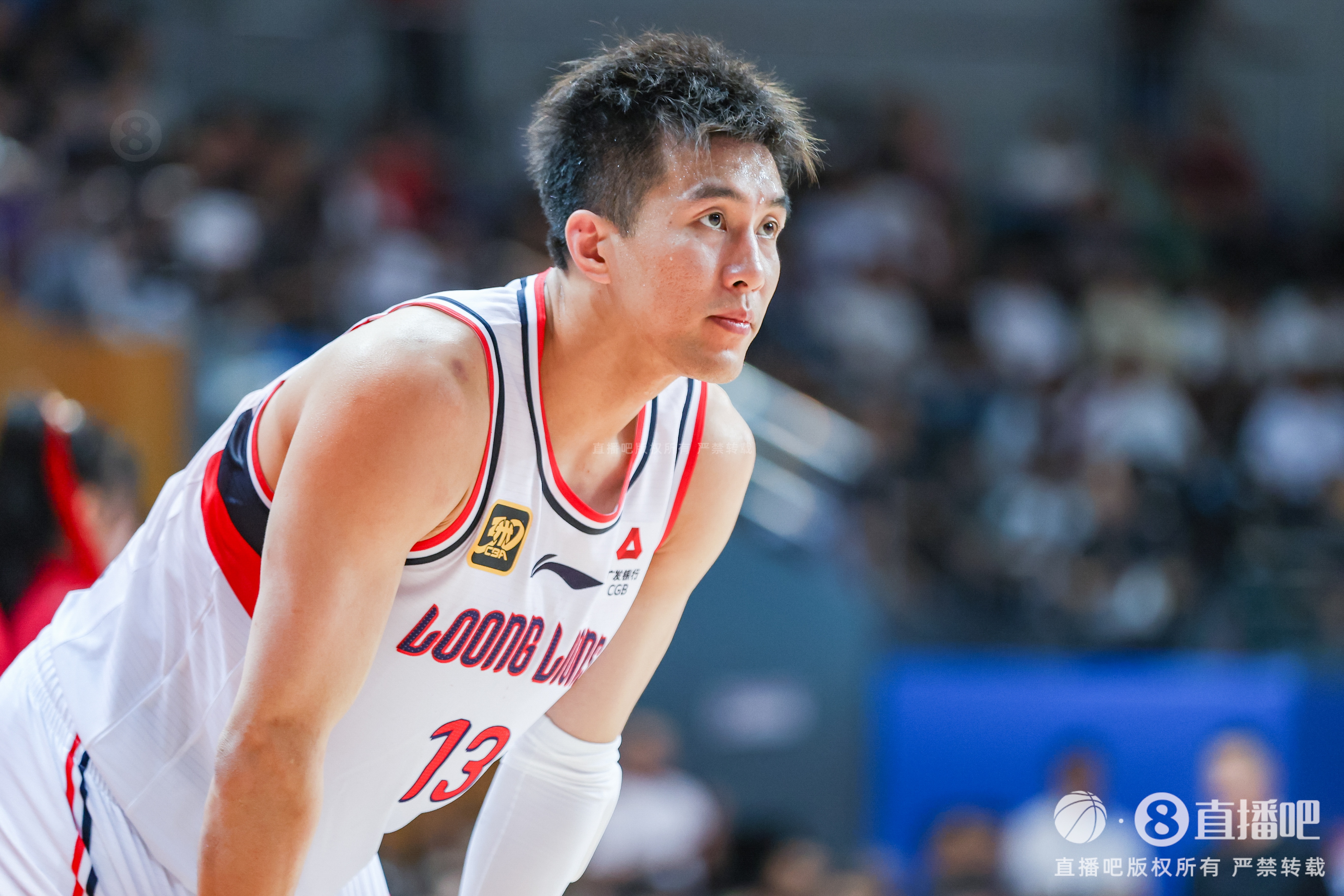 B体育入口-复出还要找状态！郭艾伦半场4中1拿到2分1板1助